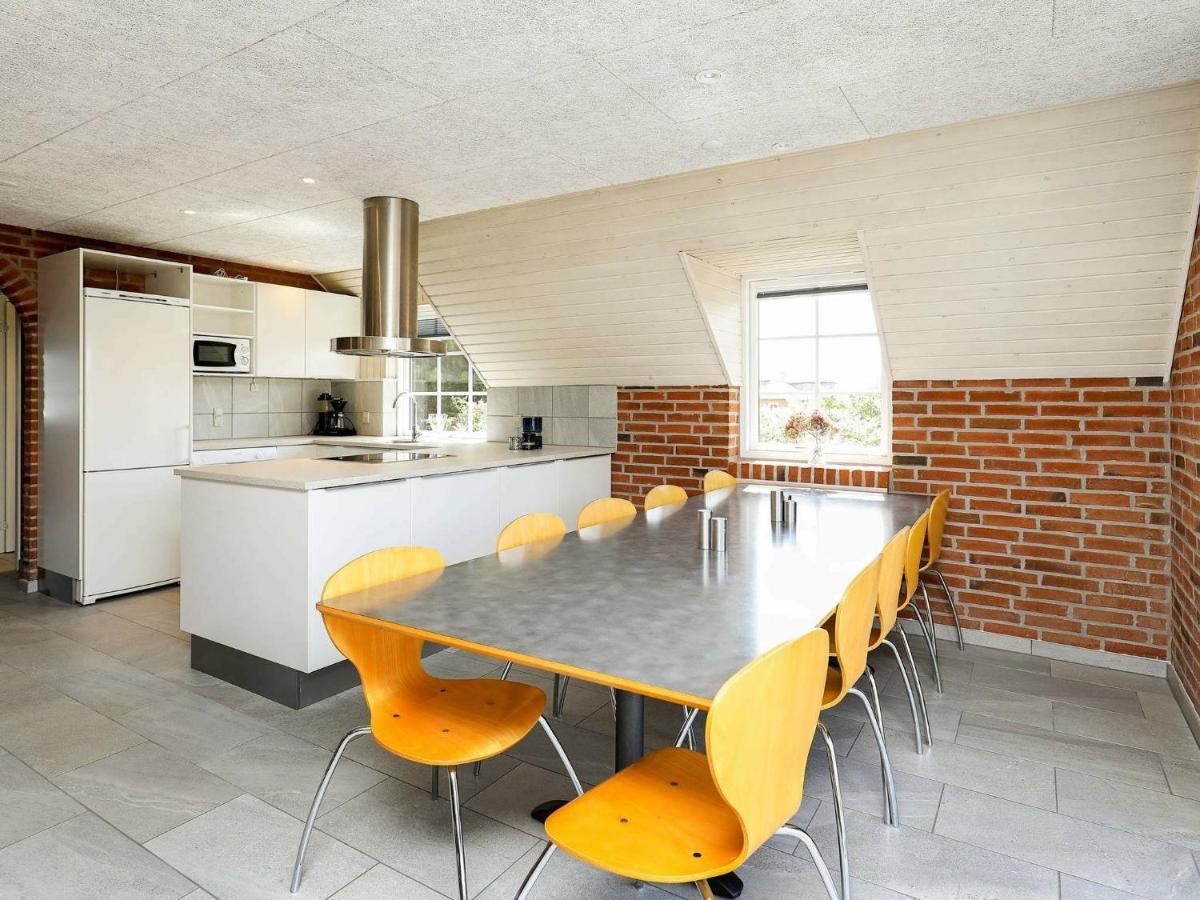 12 Person Holiday Home In Ringk Bing 링쾨빙 외부 사진