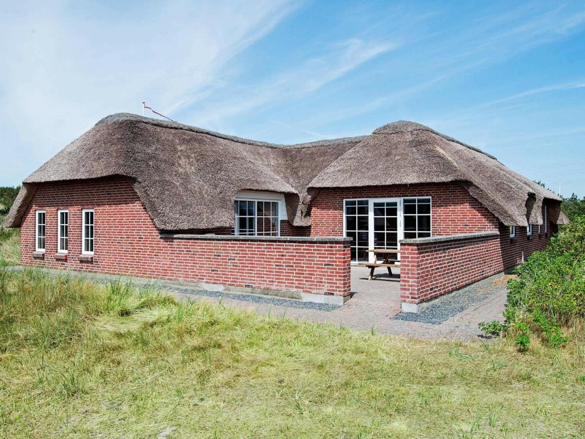 12 Person Holiday Home In Ringk Bing 링쾨빙 외부 사진