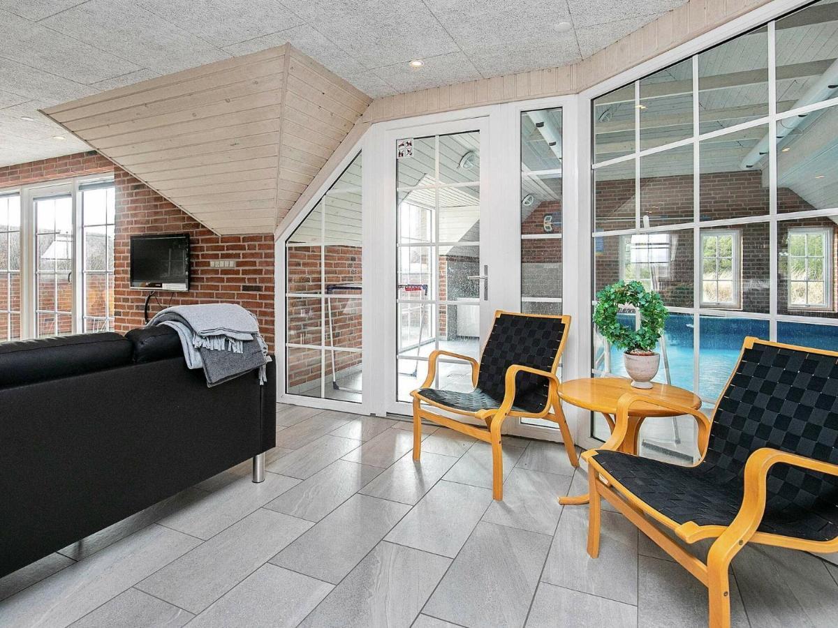 12 Person Holiday Home In Ringk Bing 링쾨빙 외부 사진